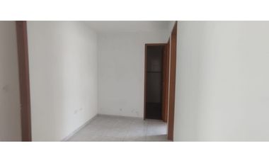 Casalote en conjunto de 450 M2 en 595 mill en La Mesa Cund, COL