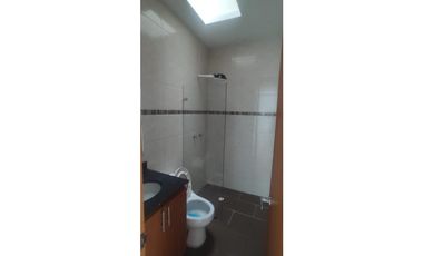 Casalote en conjunto de 450 M2 en 595 mill en La Mesa Cund, COL