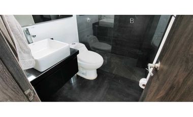 Espectacular casa de 220 M2 en 765 mill en #lamesacund con piscina