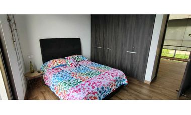 Espectacular casa de 220 M2 en 765 mill en #lamesacund con piscina