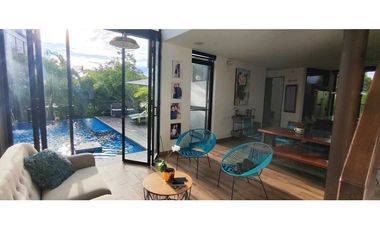 Espectacular casa de 220 M2 en 765 mill en #lamesacund con piscina