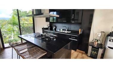 Espectacular casa de 220 M2 en 765 mill en #lamesacund con piscina