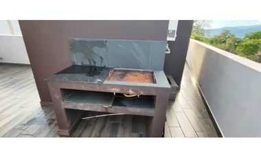 Espectacular casa de 220 M2 en 765 mill en #lamesacund con piscina