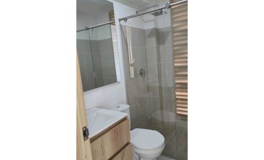 Venta de casa en conjunto de 76.6 M2 aprox en 370 mill en La Mesa C