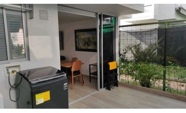 Venta de casa en conjunto de 76.6 M2 aprox en 370 mill en La Mesa C