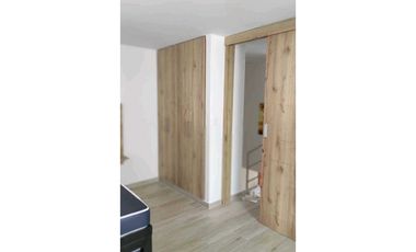 Venta de casa en conjunto de 76.6 M2 aprox en 370 mill en La Mesa C