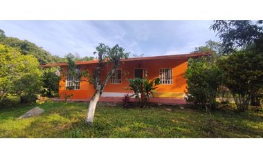 Se vende lote semiurbano de 3200 M2 en 400 mill neg, en La Mesa Cund