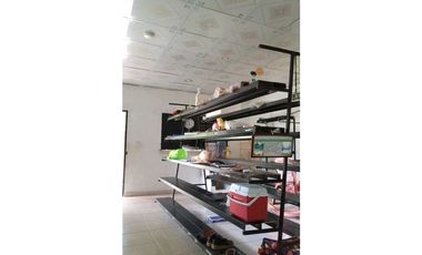 VENDO/ALQUILO CASA COMERCIAL.