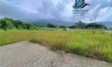 EN.VENTA LOTE COMERCIAL.DE 3300mts con.37 de frente via principal AB.