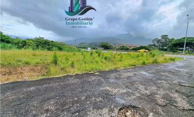 EN.VENTA LOTE COMERCIAL.DE 3300mts con.37 de frente via principal AB.