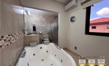 Venta Casa con piscina Versalles 1 Modelo Lyon y Jacuzzi.