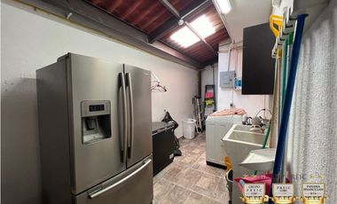 Venta Casa con piscina Versalles 1 Modelo Lyon y Jacuzzi.