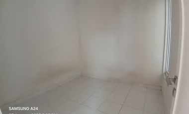 DISEWA RUMAH SEMIFURNISH BAGUS TAHUNAN BISA VISIT GREEN VALLEY SENTUL