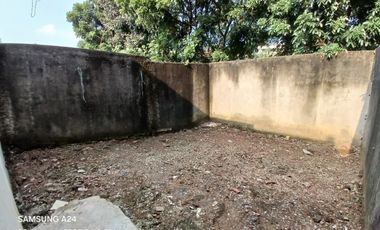 DISEWA RUMAH SEMIFURNISH BAGUS TAHUNAN BISA VISIT GREEN VALLEY SENTUL