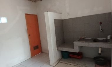 DISEWA RUMAH SEMIFURNISH BAGUS TAHUNAN BISA VISIT GREEN VALLEY SENTUL