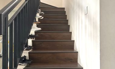 Rumah 2lt 6x17 102m Type 2KT Cluster La seine JGC Jakarta Garden City