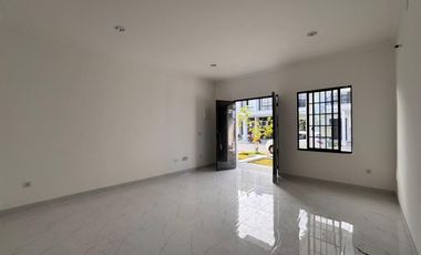 Di Sewa Rumah Pasir Putih Pik2
