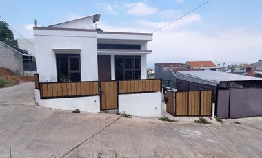 Dijual Rumah Bumi Sanggar Mebel Cileunyi Bandung jawa Barat