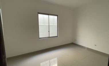 Disewakan Rumah Pantai Indah Kapuk 2 atau PIK 2 Uk 10x15