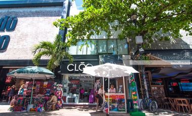Local comercial con dos departamentos en una ubicación privilegiada en el centro