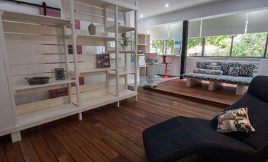 Local comercial con dos departamentos en una ubicación privilegiada en el centro