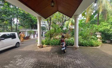 Rumah Mewah 2lt Semi Furnished. Kemang selatan  Jak Sel CL 534