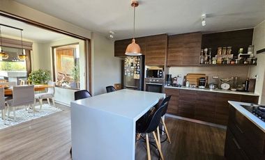 Casa en Venta en Condominio Valle Nogales Santa Elena Eco Urbe Chicureo