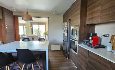 Casa en Venta en Condominio Valle Nogales Santa Elena Eco Urbe Chicureo