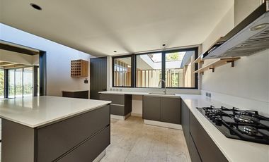 Casa en Arriendo en Gran Vía / Club Militar / Lo Curro