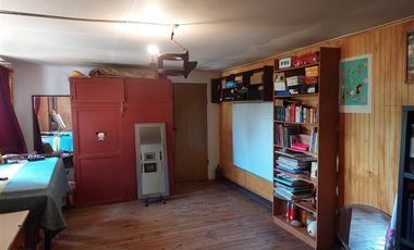 Casa en Venta en ¡Oportunidad Única en Limache! Se Vende Gran Casa con 2402 m2 de Terreno y Piscina