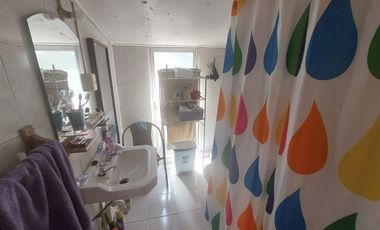 Casa en Venta en ¡Oportunidad Única en Limache! Se Vende Gran Casa con 2402 m2 de Terreno y Piscina