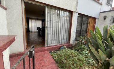 Casa en Venta en Vende Casa Nataniel Cox con Avenida Matta. 4D1B