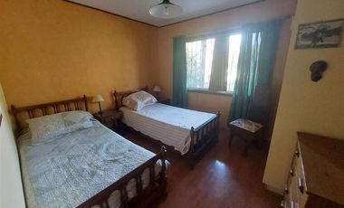 Casa en Venta en PARCELA CON CASA EN 2 PISOS 6D4B6E MAS PISCINA