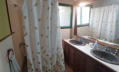 Casa en Venta en PARCELA CON CASA EN 2 PISOS 6D4B6E MAS PISCINA