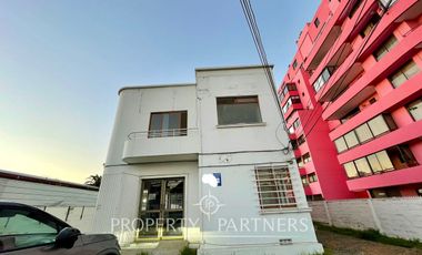 Se arrienda amplia propiedad comercial en el mejor sector de Quilpué