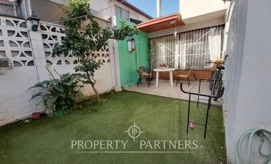 Comoda casa en condominio cercano a Jumbo de Miraflores