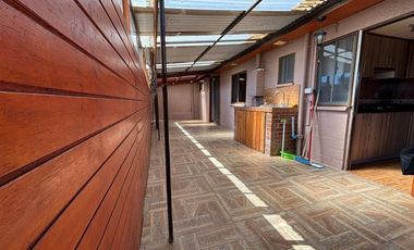 Casa en Venta en VE VENDE HERMOSA CASA EN CONDOMINIO PARADERO 29 1/2 OLMUE 80 Millones