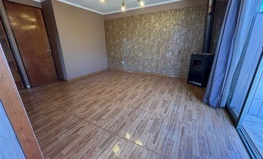 Casa en Venta en VE VENDE HERMOSA CASA EN CONDOMINIO PARADERO 29 1/2 OLMUE 80 Millones