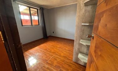 Casa en Venta en VE VENDE HERMOSA CASA EN CONDOMINIO PARADERO 29 1/2 OLMUE 80 Millones