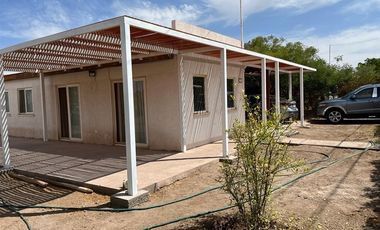 Casa en Venta en Condominio Altos de Pica