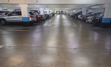 Local Comercial en Arriendo en Isidora Goyenechea con augusto Leguía