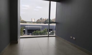 Oficina en Arriendo en Av. Chicureo 130 Puertas de Chicureo