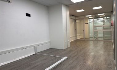 Local Comercial en Arriendo en AV. VITACURA 2900