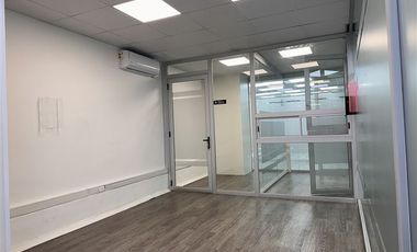 Local Comercial en Arriendo en AV. VITACURA 2900