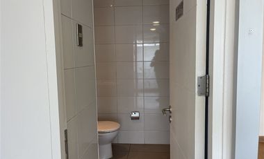 Oficina en Arriendo en Av. La Dehesa 1200