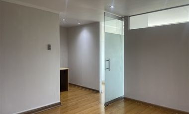 Oficina en Arriendo en Av. La Dehesa 1200