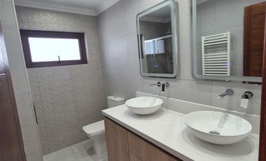 Casa en Venta en Parcela San Valentín 22 1/2 norte B 4313.