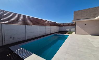 Casa en Venta en Parcela San Valentín 22 1/2 norte B 4313.