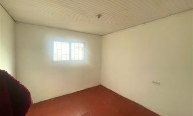 Casa en Venta en Vende Casa Pasaje Diez//Pasaje Once (3 Dorm,1Baño,2 Est)