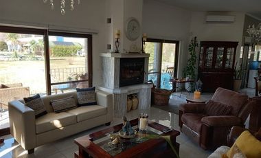 Casa en Venta en AVENIDA EL ROMERO
